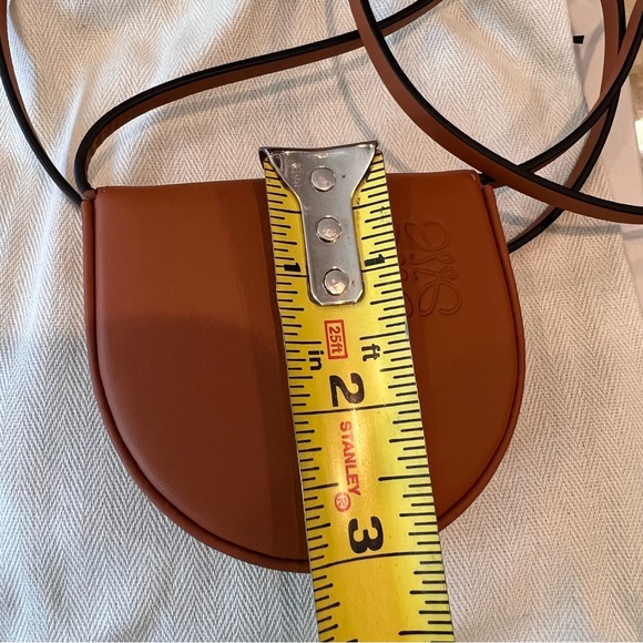 Loewe EUC MINI Leather Heel Pouch comes with box and dust bag - Picture 8 of 12